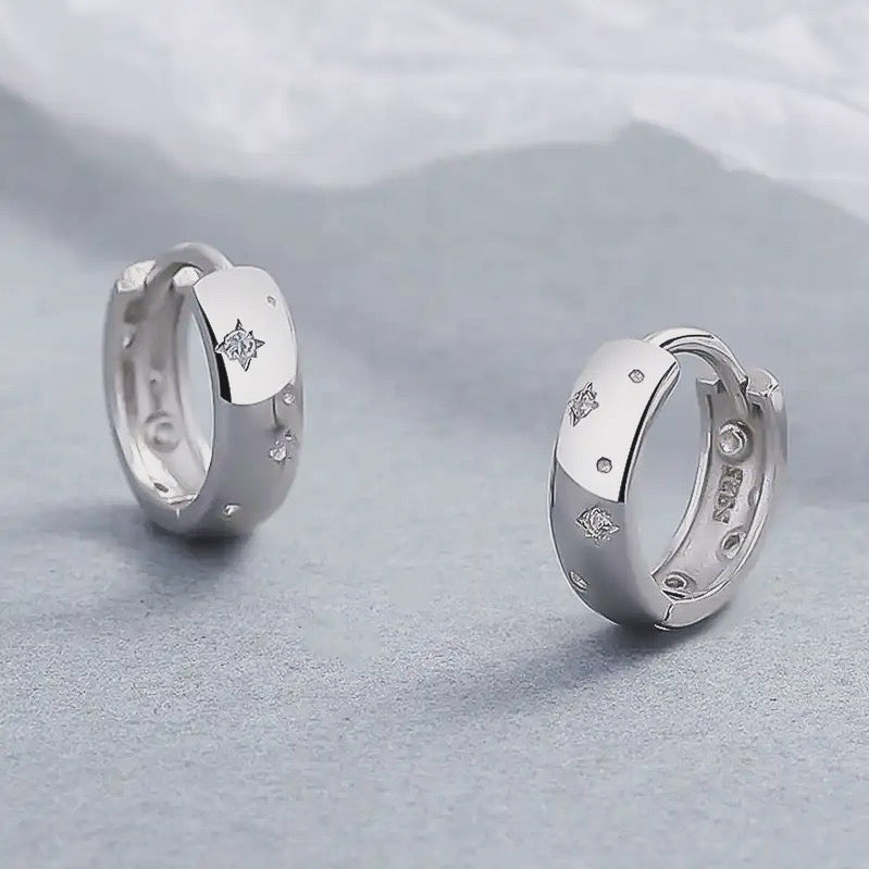 Chunky celestial huggies