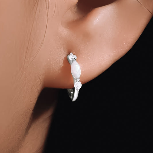 Treasure of the sea huggie