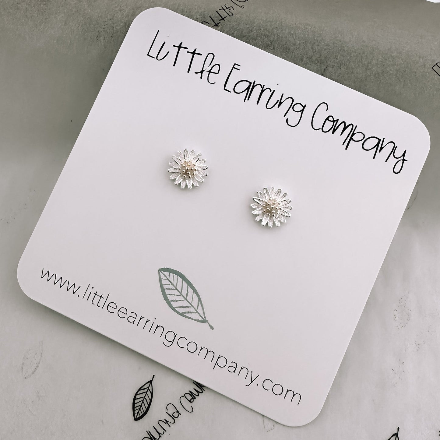 Daisy, Daisies studs