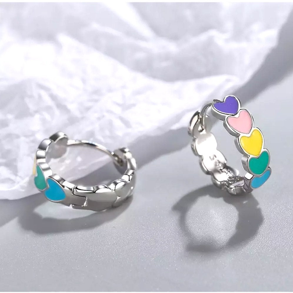 Rainbow heart huggie