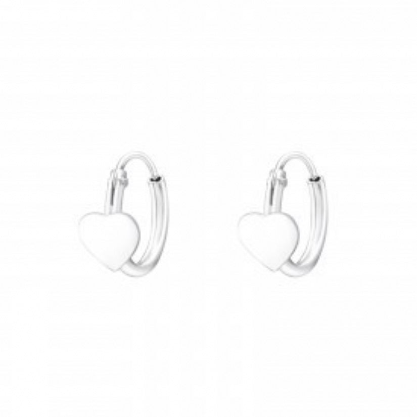 Huggies Fixed heart – little earring company