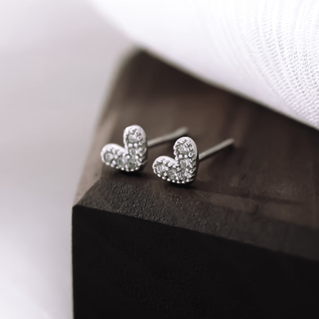 Mini heart crystal stud