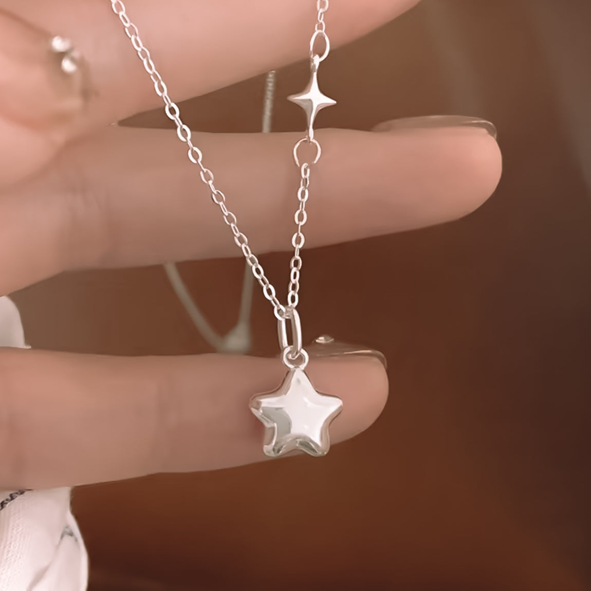 Shining star necklace