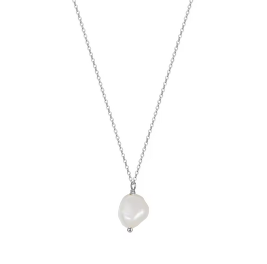 Pearl drop necklace