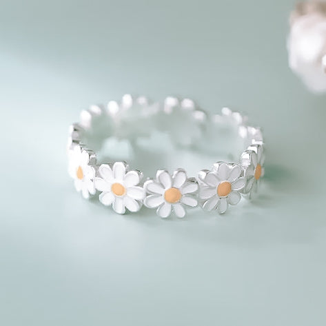 Daisy ring